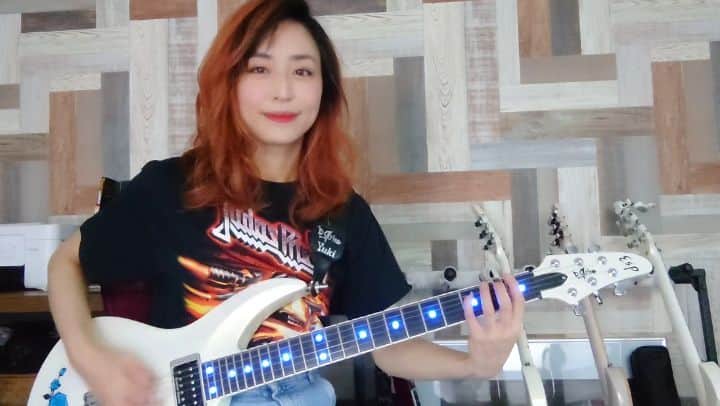 のインスタグラム：「M16 / D_Drive  Listen on  #Spotify 👂  #D_Drive #Yuki #guitar #rock #metal #femaleguitarist #japan #esp #boss #gt1000 #judaspriest #tshirt #ギター」