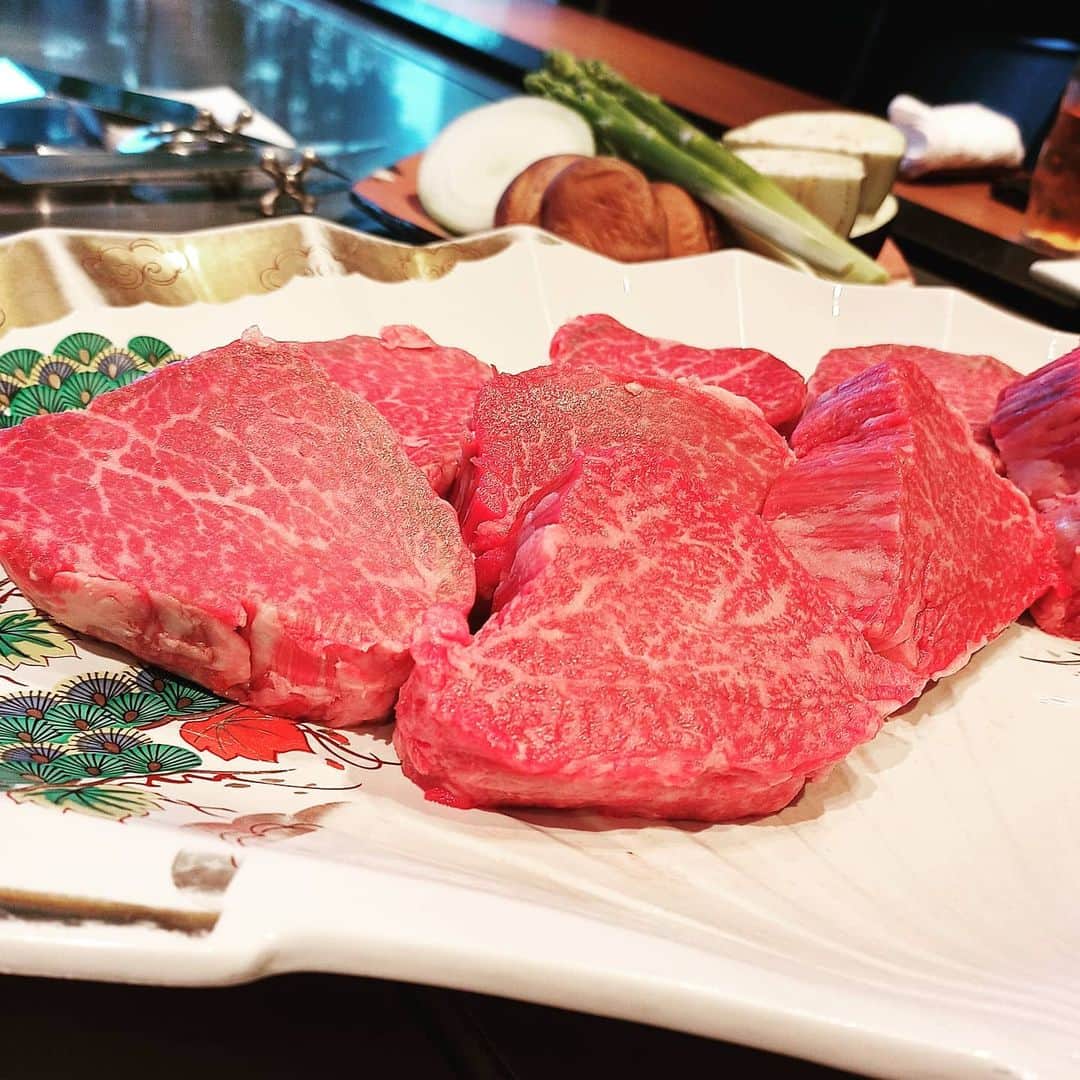 松本隆博のインスタグラム：「。 明日からまた気合い入れて 頑張って生きて参ります！ 心底そう誓いますヽ(*´∀｀)ノ」