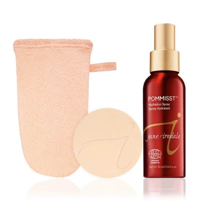 ジェーン・アイルデールのインスタグラム：「FRESH BASE KIT﻿ ﻿ 夏の美素肌を演出する限定キット﻿ ﻿ ／﻿ WEB限定・期間限定（7/3-7/31）﻿ フレッシュベースキット﻿ ＼﻿ ﻿ ジェーン・アイルデール人気のプレストファンデーション、ハイドレーションミスト、洗顔ミットがお得なセットになりました。﻿ ﻿ 通常価格 11,200円～11,300円﻿ → 特別価格　9,300円﻿ ﻿ ファンデーションとハイドレーションミストはお好きなものをお選びいただけます。﻿ ﻿ ジェーン・アイルデールオフィシャルサイト﻿ MRi-BeautyShop.com﻿ の両サイトでお買い求めいただけます。」