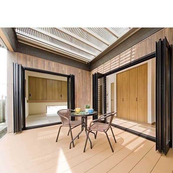 株式会社 元氣建設のインスタグラム：「#マイホーム #一戸建て #インテリア #ダイニング #キッチン #和室#家づくり#モデルハウス #元氣建設 #元気建設 #リフォーム #リノベーション #ショールーム #住宅 #新築 #外観 #注文住宅 #自由設計 #大阪 #木目 #和#カウンターキッチン #myhome #玄関ポーチ#interior #showhome #instahome」