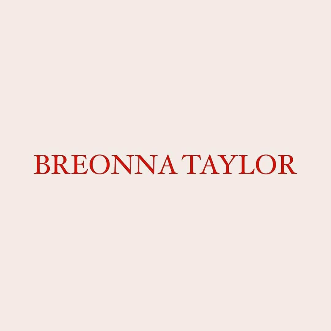 キム・カーダシアンさんのインスタグラム写真 - (キム・カーダシアンInstagram)「SAY HER NAME! We owe a massive debt of justice to Breonna Taylor, and the countless others who have never known the true equality owed to them. #breonnataylor」7月4日 23時55分 - kimkardashian