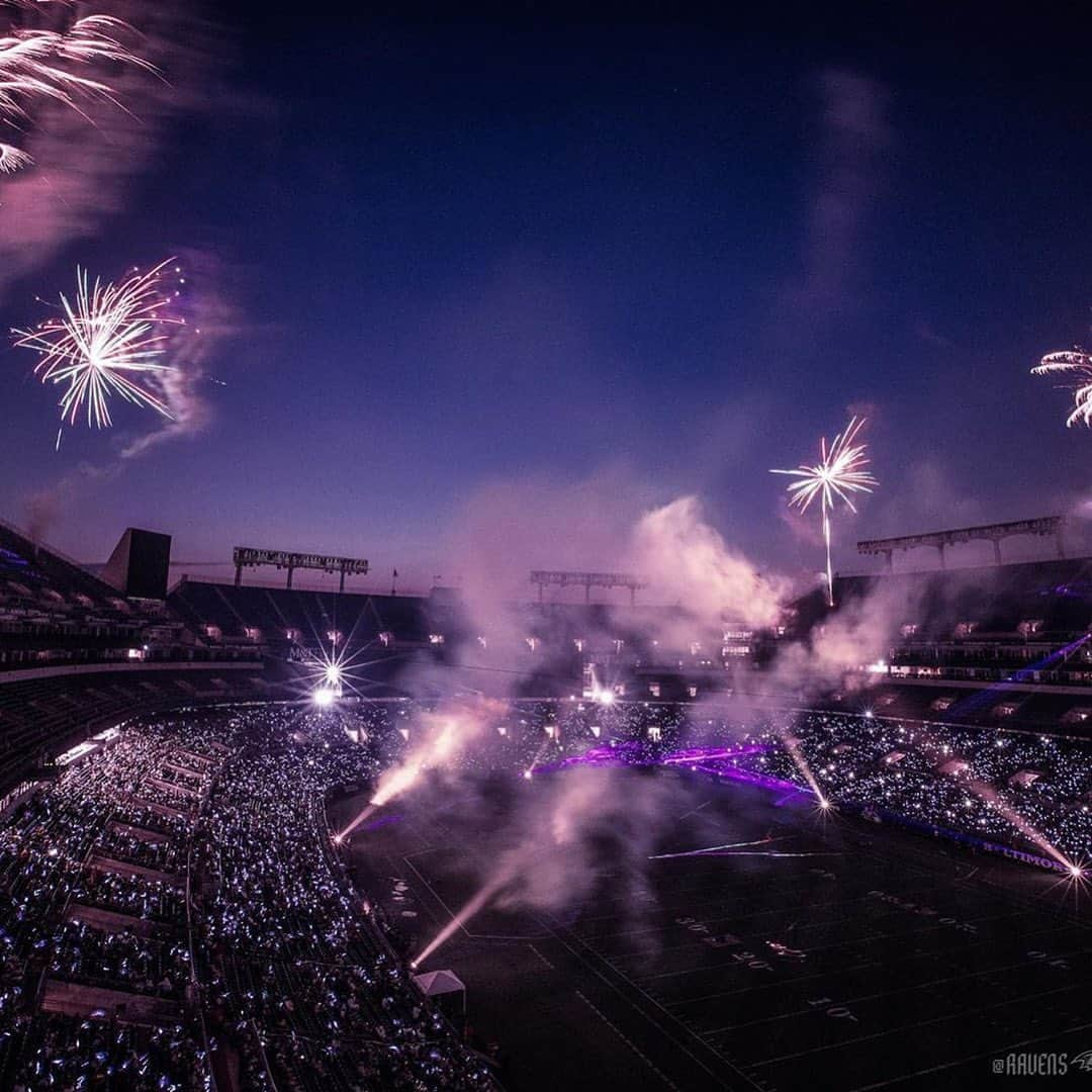 NFLさんのインスタグラム写真 - (NFLInstagram)「Happy Fourth of July from the NFL Family.」7月5日 0時15分 - nfl