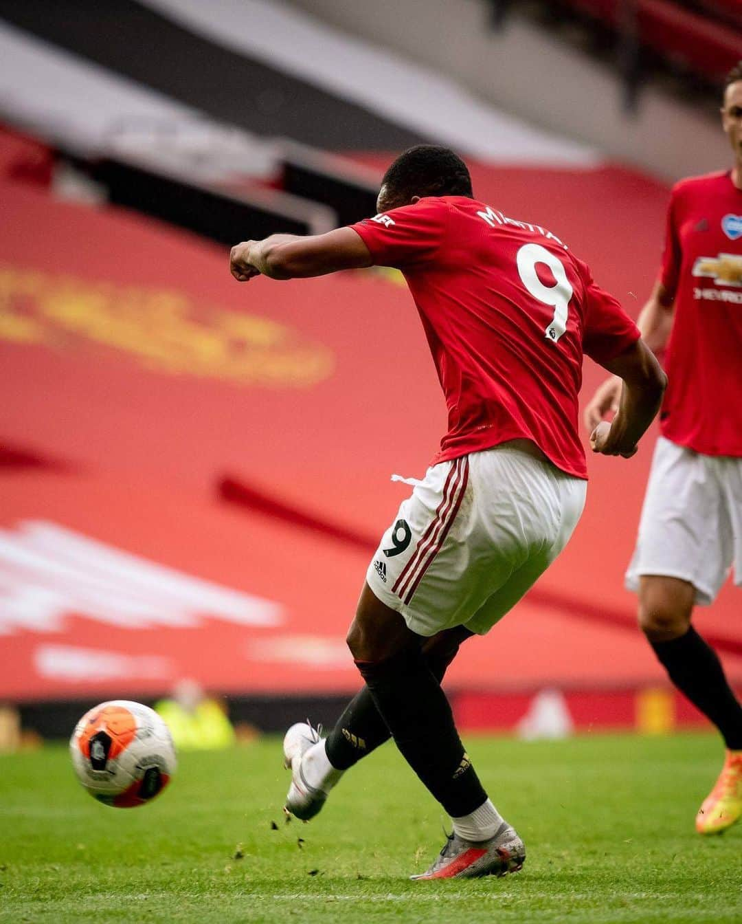 マンチェスター・ユナイテッドさんのインスタグラム写真 - (マンチェスター・ユナイテッドInstagram)「Anthony #Martial joins Marcus #Rashford on 2️⃣0️⃣ goals for the season! 🔥 #MUFC #PremierLeague」7月5日 0時11分 - manchesterunited