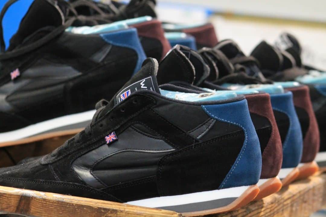 ウォルシュのインスタグラム：「Get ready to head back outside in our Javelin Boot. . . . #normanwalshuk #normanwalsh #britishmanufacturing #madeinbritain #ukmfg #shoes #footwear #sneakers #mens #mensstyle #mensfashion #sports #sport #athleisure #british #ootd」