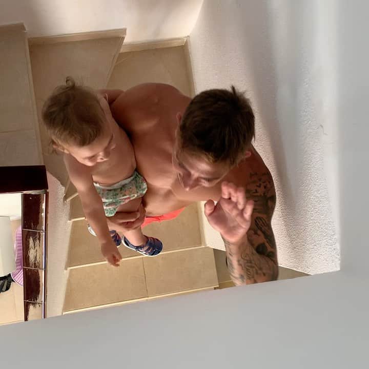 パブロ・マフェオのインスタグラム：「🤦‍♂️😂」