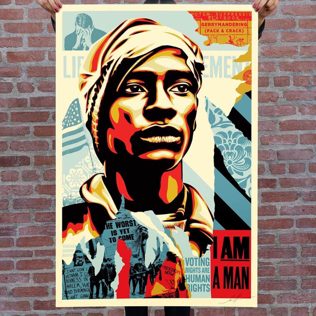 Shepard Faireyのインスタグラム：「4th of July commemorates American independence from England and, in theory, a move to democracy over monarchy. We are momentarily stuck with a president who’d prefer to be a monarch than someone accountable to democracy. He is also someone who loves nationalism, because he knows nationalists fall in line with the national power structure regardless of whether its policies are good for the citizens. I believe in the potential of the nation to do good for its citizens and the world, and I will push to amend the system's flaws and further the good policies. Let’s use the 4th as a reminder that democracy is a privilege that must be maintained through action, which means voting, and when necessary, protesting in the streets.⁠⠀ ⠀⠀⠀⠀⠀⠀⠀⠀⠀⁣⁠⠀ I’m releasing two 24x36 offset prints celebrating those rights aforementioned rights.⁠⠀ ⠀⠀⠀⠀⠀⠀⠀⠀⠀⁣⁠⠀ The "Voting Rights are Human Rights" print is a collaboration with photographer Steve Schapiro who documented many of the important civil rights protests in the '60s. Unfortunately, insidious racism, which never went away, has given way to more overt racism, and voter suppression, often targeting people of color and students. Democracy needs to work for everyone. Voting rights are human rights, and we need to make every effort to give equal voting access to everyone of voting age regardless of race or economic circumstance. Proceeds from this print will benefit @eji_org. Thank you for caring!⁠⠀ ⠀⠀⠀⠀⠀⠀⠀⠀⠀⁣⁠⠀ This “American Rage” print is based on a photo by @TedSoquiPhotography, taken in 2014 during a Black Lives Matter protest. This image is equally emblematic of the current wave of protests for racial justice and police reform that the nation has been experiencing in the wake of the murder of George Floyd. This “American Rage” image is a celebration of protest as a form of civic participation in democracy. I don’t ever condone violence or looting, but I understand why things can reach a boiling point, resulting in riots, when people feel that the American system has failed them over and over. Proceeds from this print benefit @blklivesmatter.⁠⠀ -S ⠀⠀⠀⠀⠀⠀⠀⠀⠀⁣⁠⠀ Visit the link in bio for the print details and full statements on these」