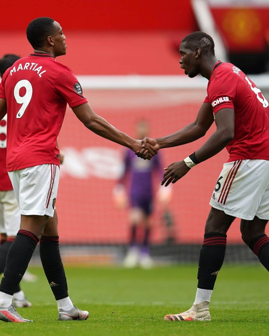 マンチェスター・ユナイテッドさんのインスタグラム写真 - (マンチェスター・ユナイテッドInstagram)「Teamwork makes the dream work 🤝 #MUFC #PremierLeague」7月5日 1時25分 - manchesterunited