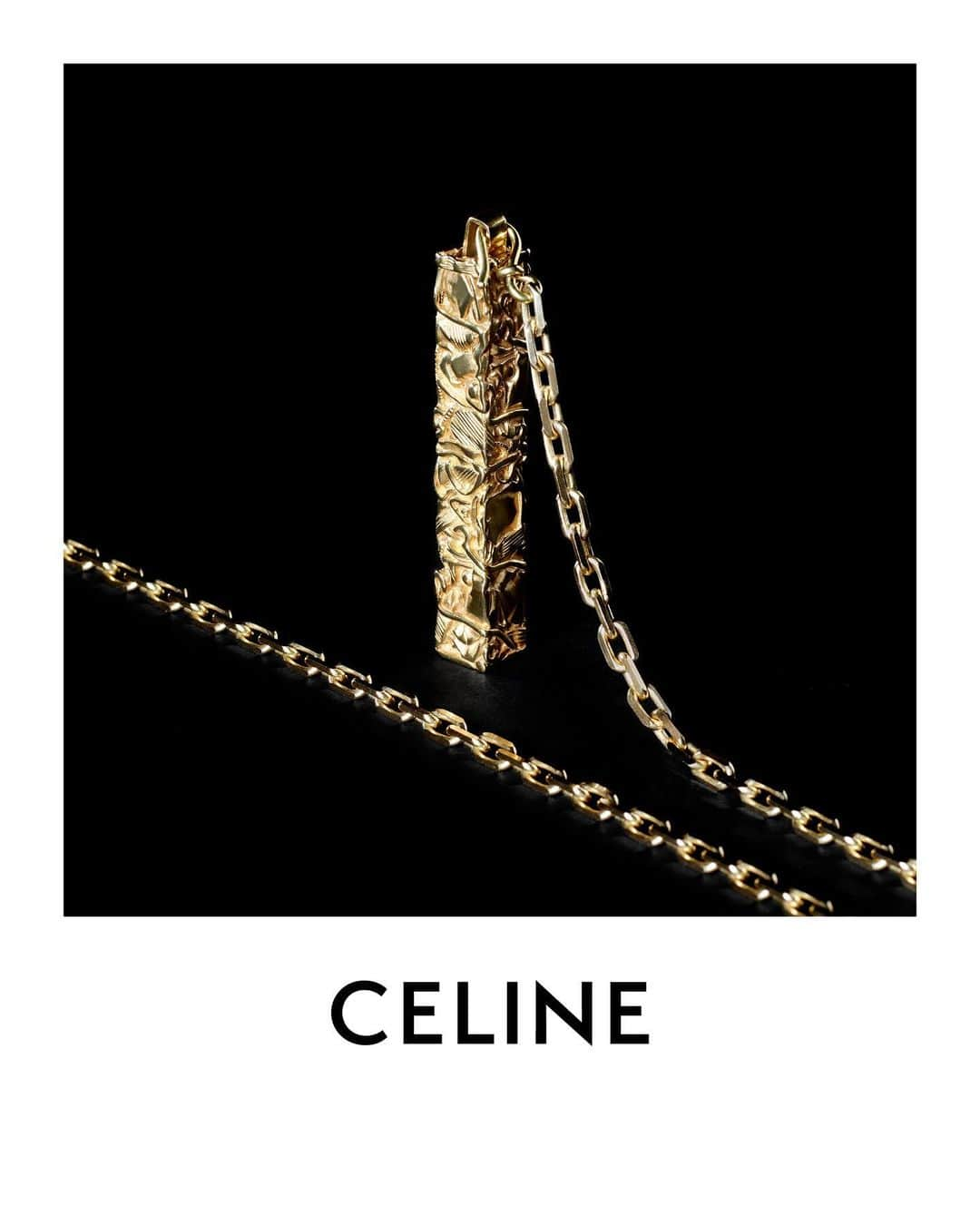 Celineさんのインスタグラム写真 - (CelineInstagram)「CELINE ARTIST JEWELLERY PROGRAM CELINE CÉSAR COMPRESSION PROJECT  CELINE CÉSAR COMPRESSION PROJECT IS THE FIRST ACT OF THE CELINE ARTIST JEWELLERY PROGRAM. A LONG LIST OF EXCLUSIVE EDITIONS AND CREATIONS OF ARTIST JEWELLERY TO BE REVEALED. ⠀⠀⠀ A  NUMBERED  AND  LIMITED  EDITION  OF  100  VERMEIL  AND  100  SILVER  PIECES,  EDITED  BY  CELINE  IN  COLLABORATION  WITH  THE  FONDATION CÉSAR. THE FIRST “DIRECTED COMPRESSIONS” WERE CREATED BY THE SCULPTOR CÉSAR IN 1959.   THE JEWELLERY IS PRESENTED IN A SIMPLE AND ARTISANAL PINE BOX, HOT-STAMPED WITH THE ARTIST’S SIGNATURE. THE COMPRESSION HAS A DUAL IDENTITY AS A PIECE OF JEWELLERY AND AN OBJECT OF ART; EQUALLY ITS CONTAINER, BOTH A UTILITARIAN BOX AND A PEDESTAL FOR ITS CONTENTS. LIMITED-EDITION SERIES OF JEWELLERY PIECES IN SILVER AND VERMEIL.   AVAILABLE FOR WOMEN AND MEN IN SELECTED STORES FROM JULY 3RD :   PARIS MONTAIGNE MILAN VIA MONTENAPOLEONE LONDON NEW BOND STREET NEW YORK MADISON BEVERLY HILLS RODEO DRIVE MIAMI DESIGN DISTRICT TOKYO OMOTESANDO   #CELINECESARPROJECT #CELINEBYHEDISLIMANE」7月5日 2時19分 - celine