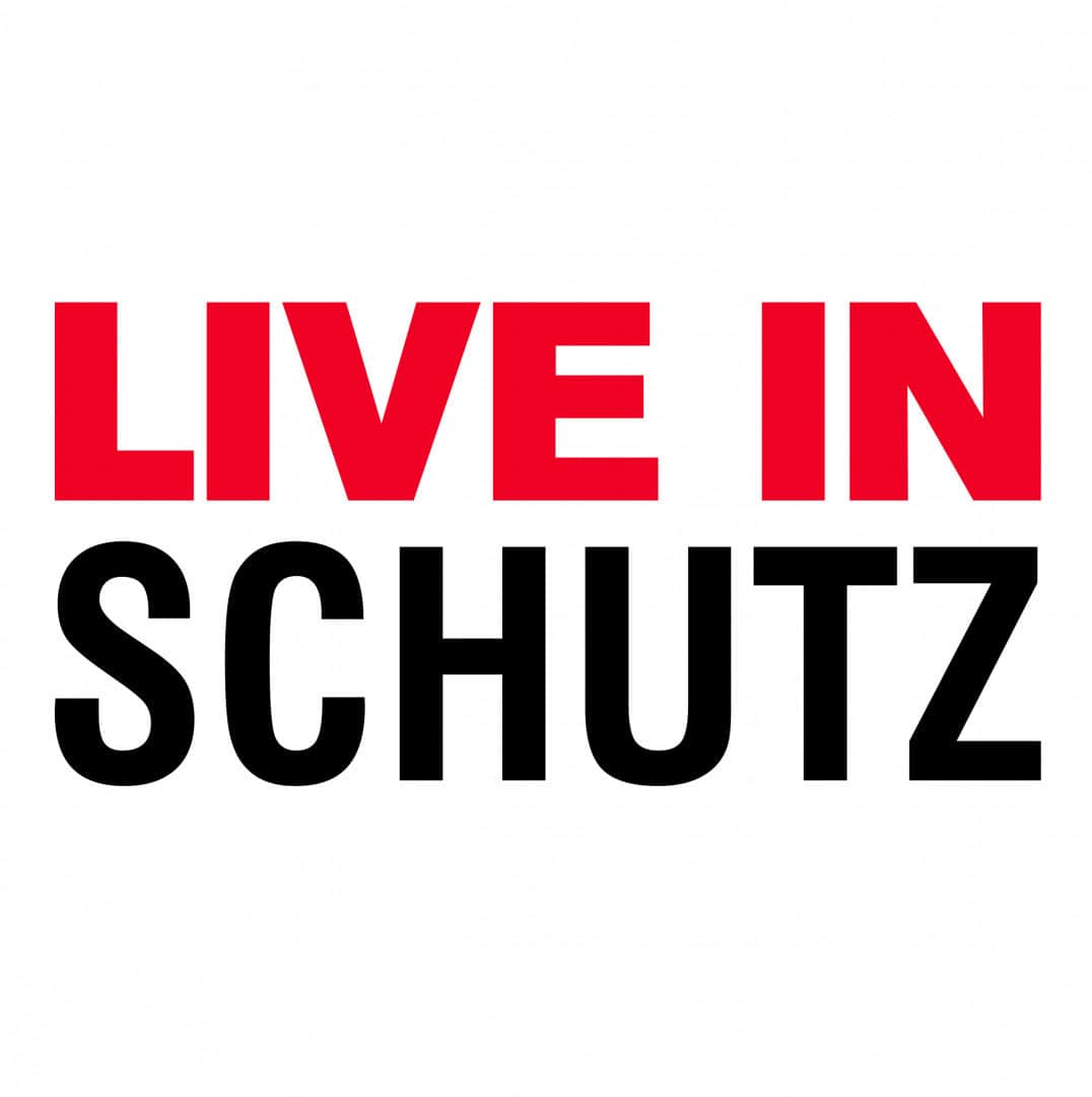 Schutzのインスタグラム：「TO WEAR ANYTIME ❤️  LIVE IN SCHUTZ DESPERTA PARA UM NOVO MOMENTO.  É UM OLHAR FRESH PARA NOVAS FORMAS DE SE RELACIONAR.  COM A VIDA, COM A CASA, COM O TEMPO-ESPAÇO.  LIVE IN SCHUTZ. VIVA TUDO. AGORA  #liveinschutz #schutzhomewear」