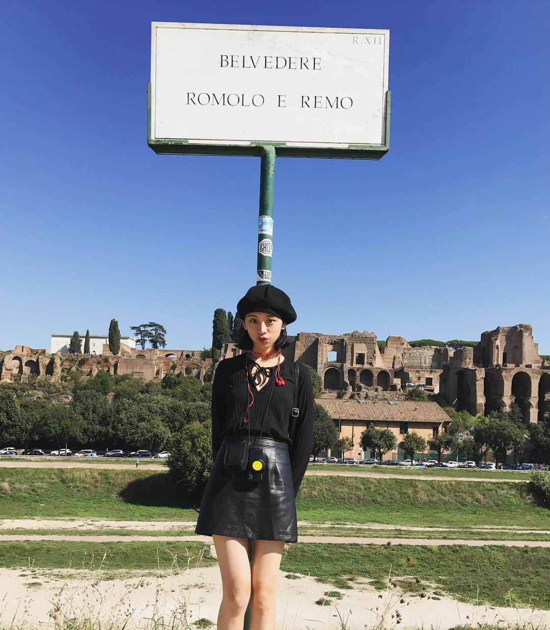 る鹿さんのインスタグラム写真 - (る鹿Instagram)「旅なんが 恋しい #tbt #wannahavetrip」7月5日 13時42分 - luluxinggg