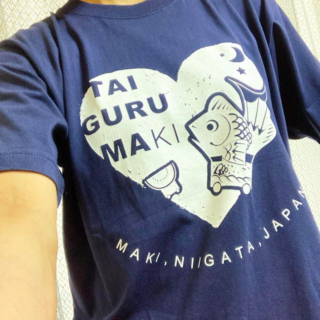 田井弘子さんのインスタグラム写真 - (田井弘子Instagram)「#鯛車tシャツ 届きましたー☆ #鯛車復活プロジェクト   早速これ着て、今日は、 #都知事選  #選挙投票 行って来ました！」7月5日 13時53分 - hirokotai