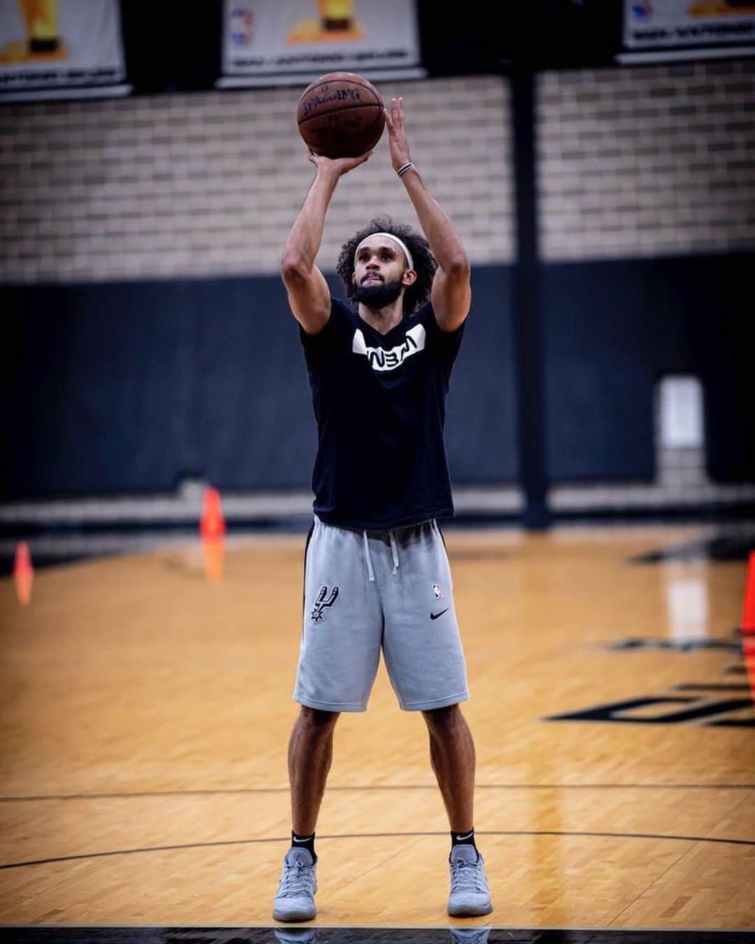 NBAさんのインスタグラム写真 - (NBAInstagram)「The @spurs are back in the gym! #WholeNewGame (repost @spurs)」7月5日 7時26分 - nba