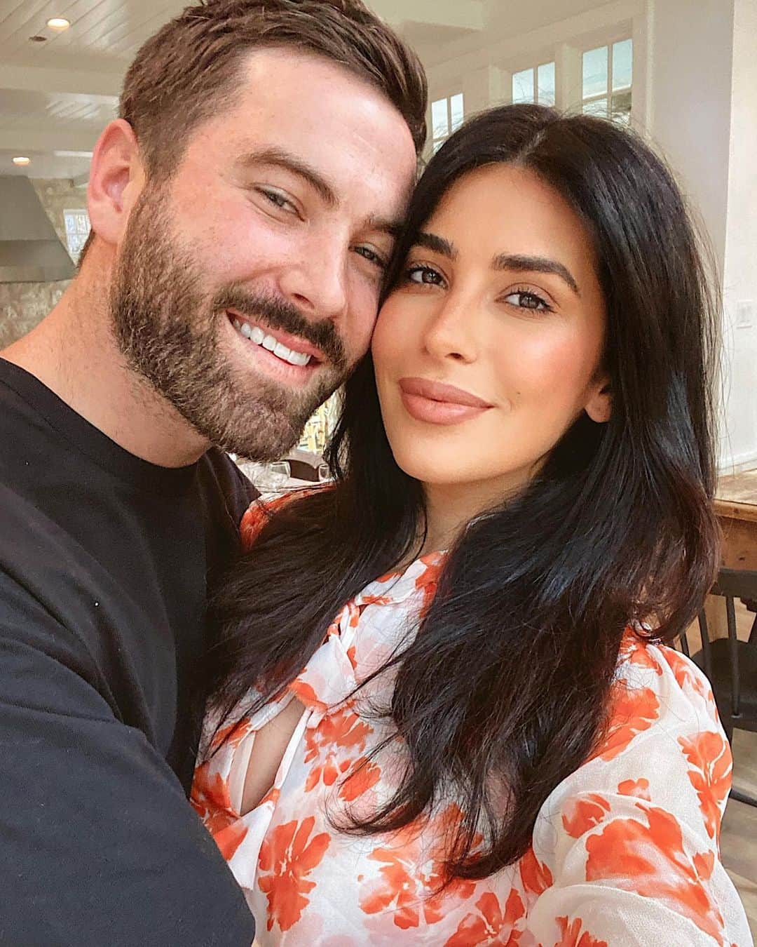 Sazan Hendrixのインスタグラム