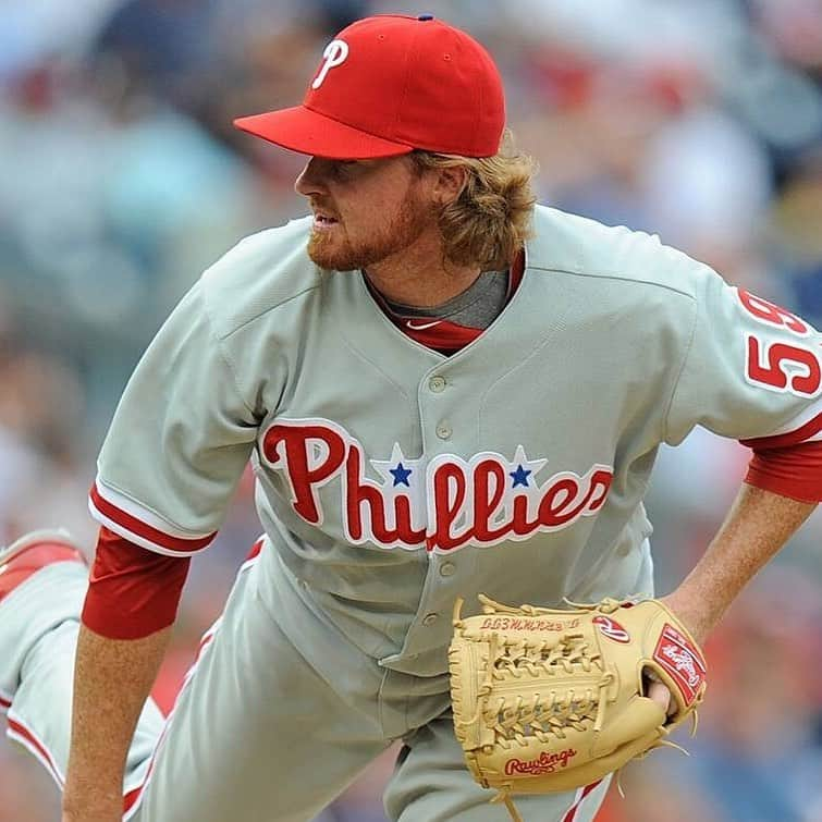 E! Onlineさんのインスタグラム写真 - (E! OnlineInstagram)「#MLB and the Philadelphia Phillies are mourning the loss of Tyson Brummett who passed away on Friday in a plane crash. 💔Everything we know about the tragic story is at the link in bio. (📷:Getty Images)」7月5日 8時01分 - enews