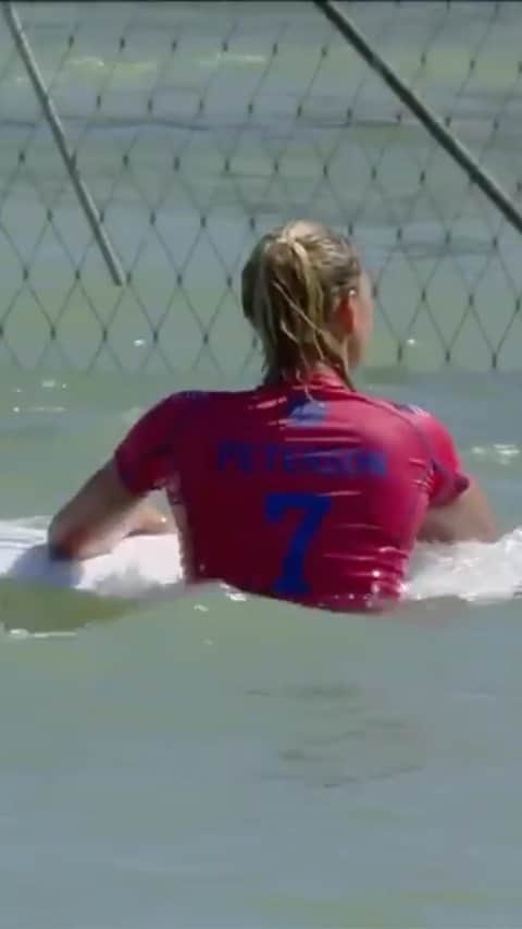 レイキー・ピーターソンのインスタグラム：「Thought I would post a little throw back clip of one of our events in America. 🇺🇸 hopefully more of this soon!」