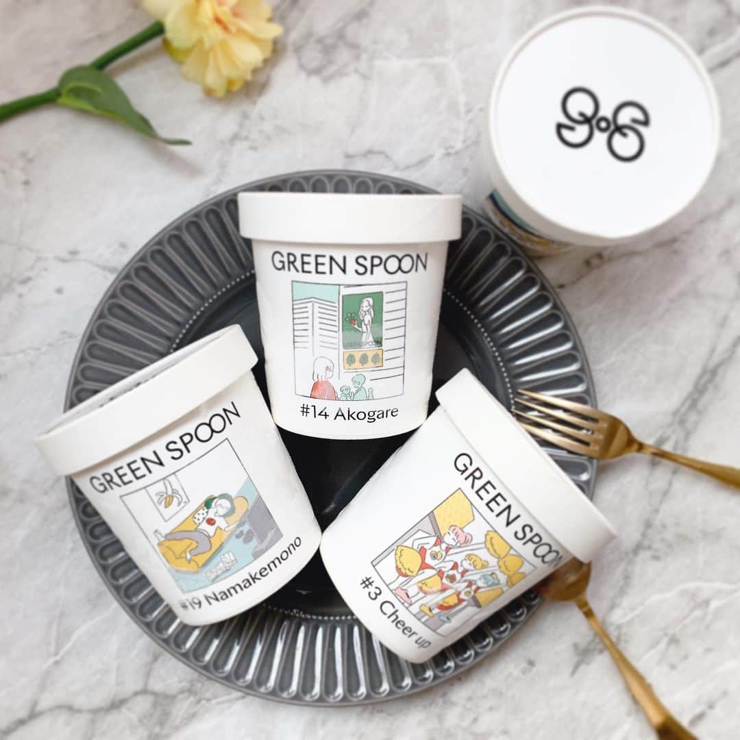 のインスタグラム：「✩*॰ スムージーが美味しい季節🌻 . 普段なかなか買わない食材も 気軽に摂れるから助かります💕 . 娘にも好評でした😆👏 . @greenspoonjp  . #グリーンスプーンスムージー #スムージー#朝食#breakfast #diet #ダイエット#パンケーキ#ミッキーパンケーキ」