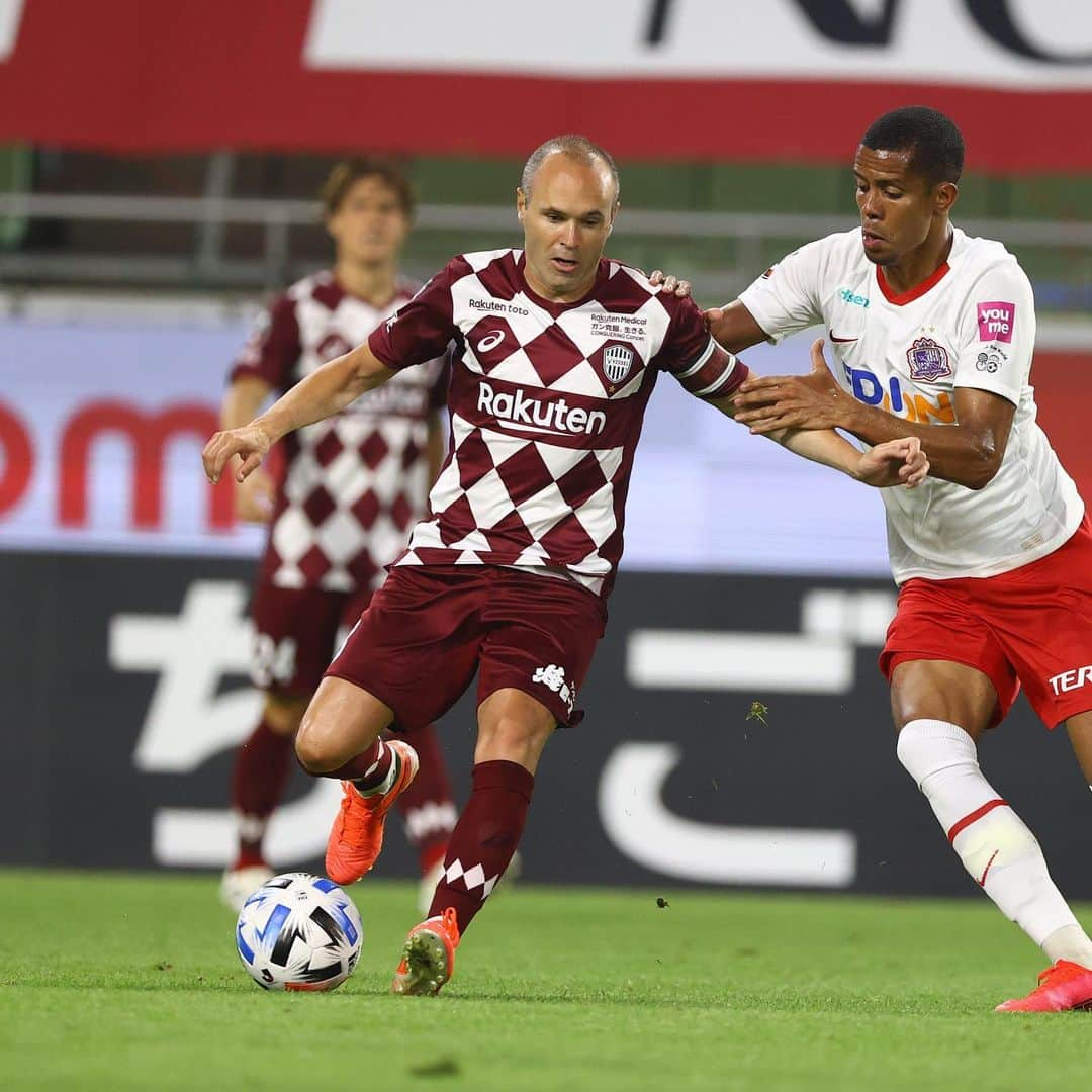 ヴィッセル神戸さんのインスタグラム写真 - (ヴィッセル神戸Instagram)「[MATCH PHOTOS] VISSEL KOBE vs. SANFRECCE HIROSHIMA .  #vissel #visselkobe #ヴィッセル #ヴィッセル神戸 #Kobe #神戸 #WeAreKobe #KobeForeverForward #一致団結 #JLeague #Jリーグ #DAZN #リモートマッチ」7月5日 10時13分 - visselkobe