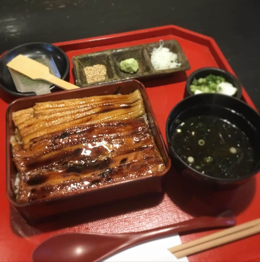 木村ひさしさんのインスタグラム写真 - (木村ひさしInstagram)「最高のおっさんの昼ごはん。 玉ゐ　あいのせ箱めし(中) うまい #最高のおっさんの和食  #2020チャレンジ第一弾」7月5日 11時38分 - kimura.hisashi