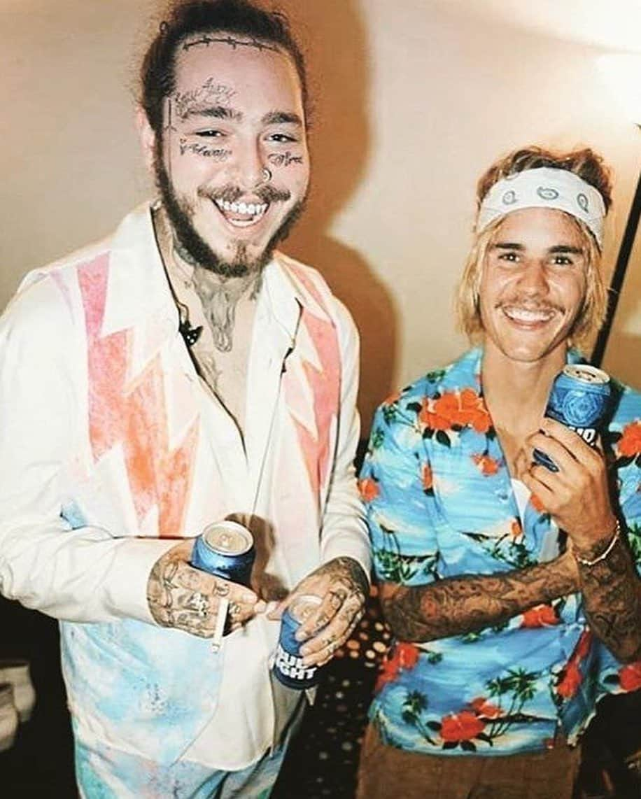 ジャスティン・ビーバーさんのインスタグラム写真 - (ジャスティン・ビーバーInstagram)「Happy bday @postmalone  POSTY!! miss these times!! They flew by!!」7月5日 11時54分 - justinbieber