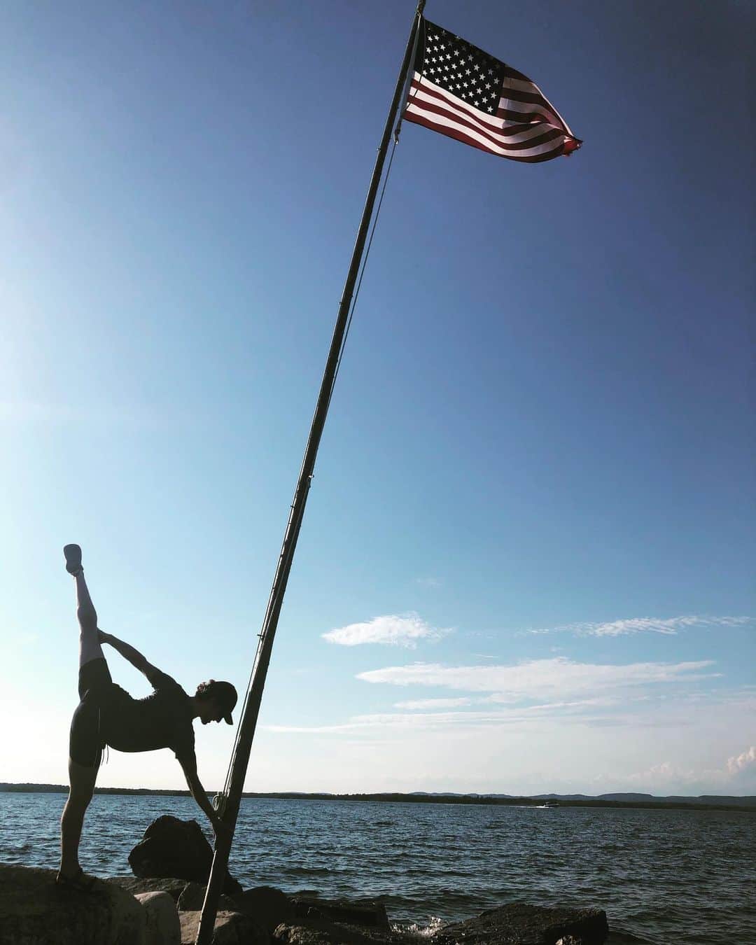 ジェイソン・ブラウンのインスタグラム：「Happy 4th of July ❤️🇺🇸... • I love representing this country with all my heart, but we must do better!! Please stay safe, wear masks, and continue to fight for equality until liberty & justice for all is not just a dream for some...but a reality for ALL!」