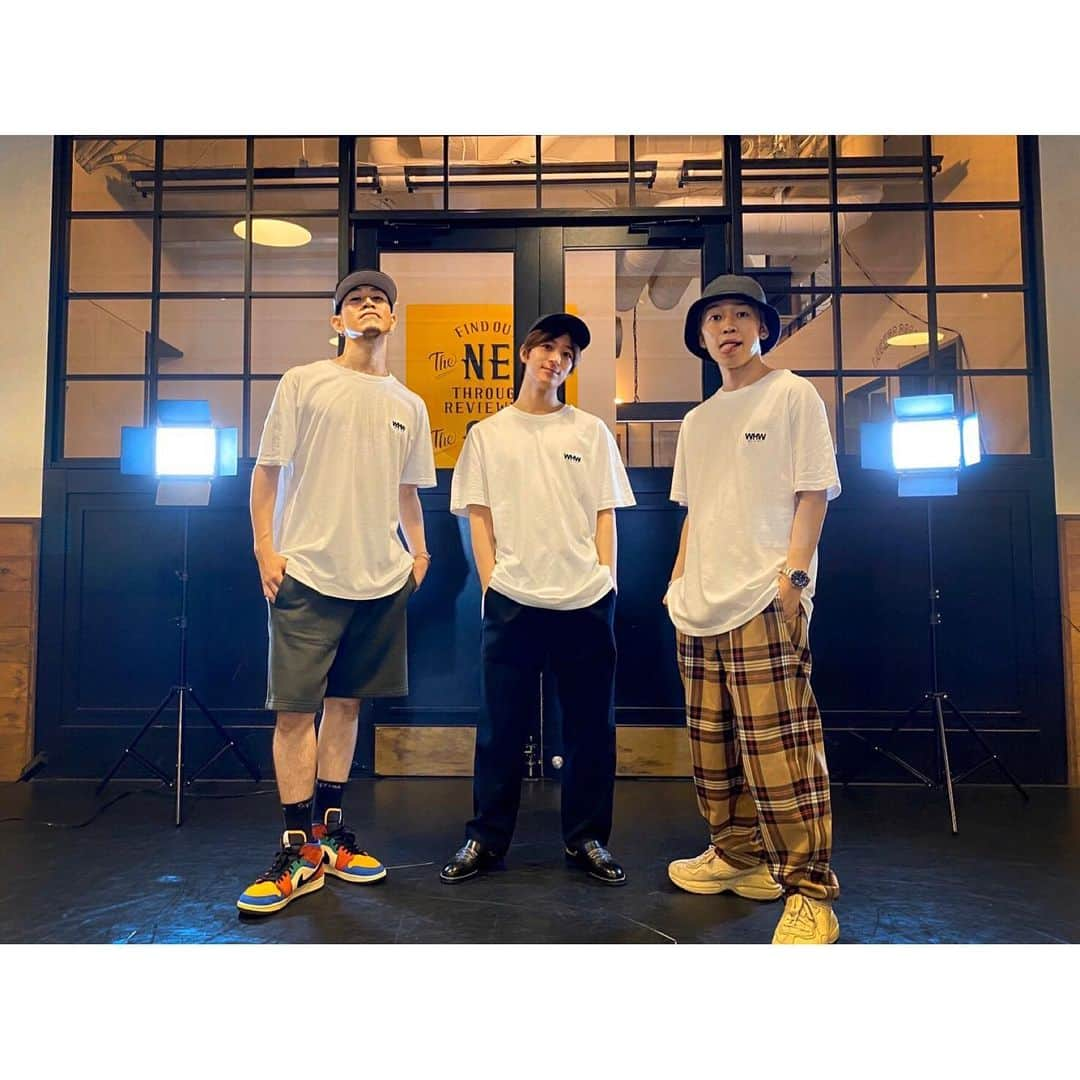 和田颯さんのインスタグラム写真 - (和田颯Instagram)「EN DANCE STUDIO × Wagic Hour Works ONLINE WORKSHOP ありがとうございました！ @showhey198366 くんと @chali2dance くんのダンスかっこ良すぎて見ながらテンション上がりまくでした😂これ踊った自分我ながら頑張ったなと笑 受けてくれた皆いっぱい練習してね！！Tシャツもチェックしてね〜😋」7月5日 23時06分 - da_ice_hayate_wada