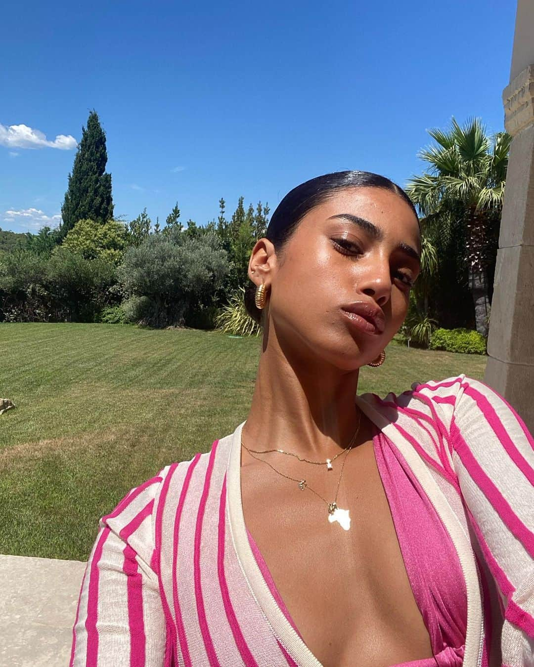 イマン・ハマンさんのインスタグラム写真 - (イマン・ハマンInstagram)「🌸 @jacquemus」7月5日 23時18分 - imaanhammam