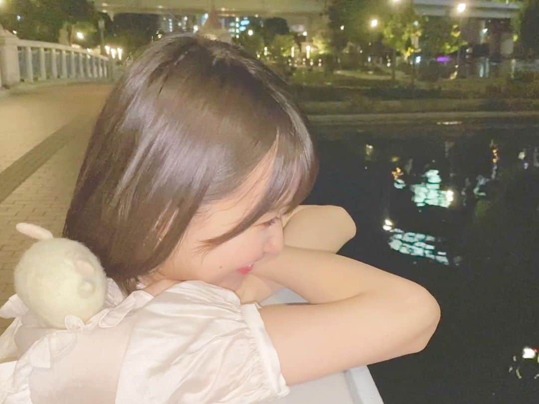 八木沙季のインスタグラム：「🌃🌃 . 惑星ループの撮影したときの写真☺️ NG&メイキング集明日あたりアップします🙋🏻‍♀️ 楽しみにしててねー💓💓 .」