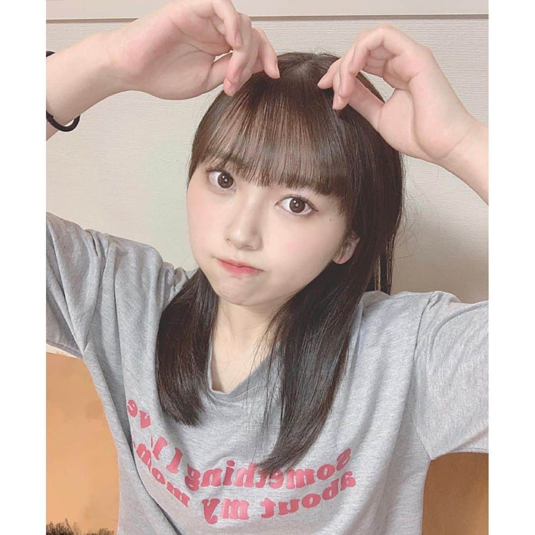 山内祐奈さんのインスタグラム写真 - (山内祐奈Instagram)「お久しぶりです🙃💕 21歳になりました！！ 20歳からあっという間に一年経った🙃笑  今はみんなに会えない日が続いてて さみしいなって思うことたくさんあるけどsnsのコメントとかみてると あぁ~みんなだいすきってなるよ🥺💗  これからもずっと 応援して好きでいてください💕  21歳もがんばります\♡︎/」7月6日 0時05分 - yuna_hkt48