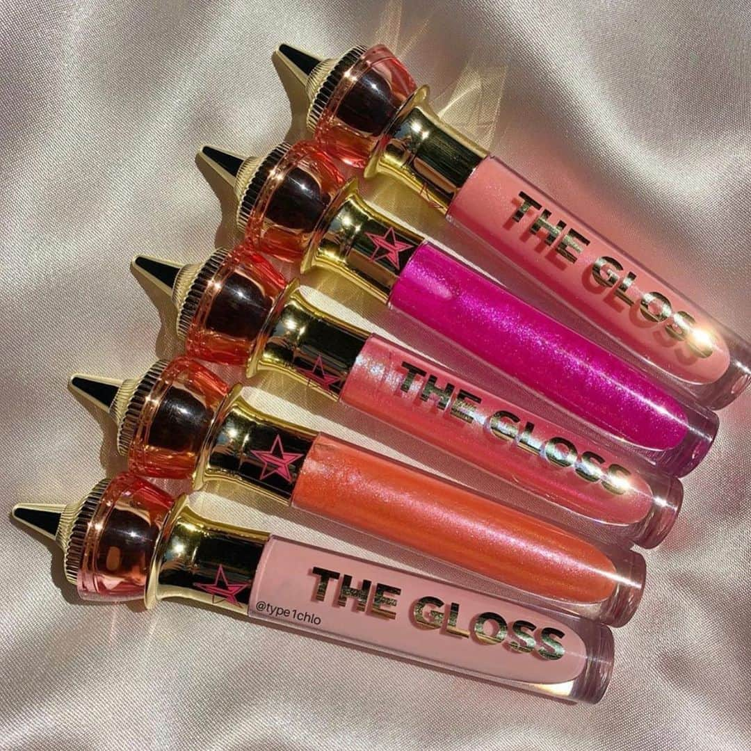 Jeffree Star Cosmeticsさんのインスタグラム写真 - (Jeffree Star CosmeticsInstagram)「So satisfying 🤤 @type1chlo lays out #THEGLOSS 🌟 What is your favorite shade? 💖 #jeffreestarcosmetics」7月6日 0時17分 - jeffreestarcosmetics