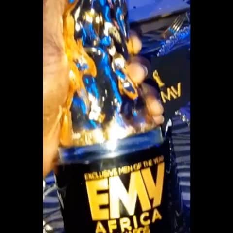トーマス・パーテイのインスタグラム：「Many thanks to @emyafrica for the recognition and a special one to everyone who voted.  This is for you💪🏽🙏🏾」