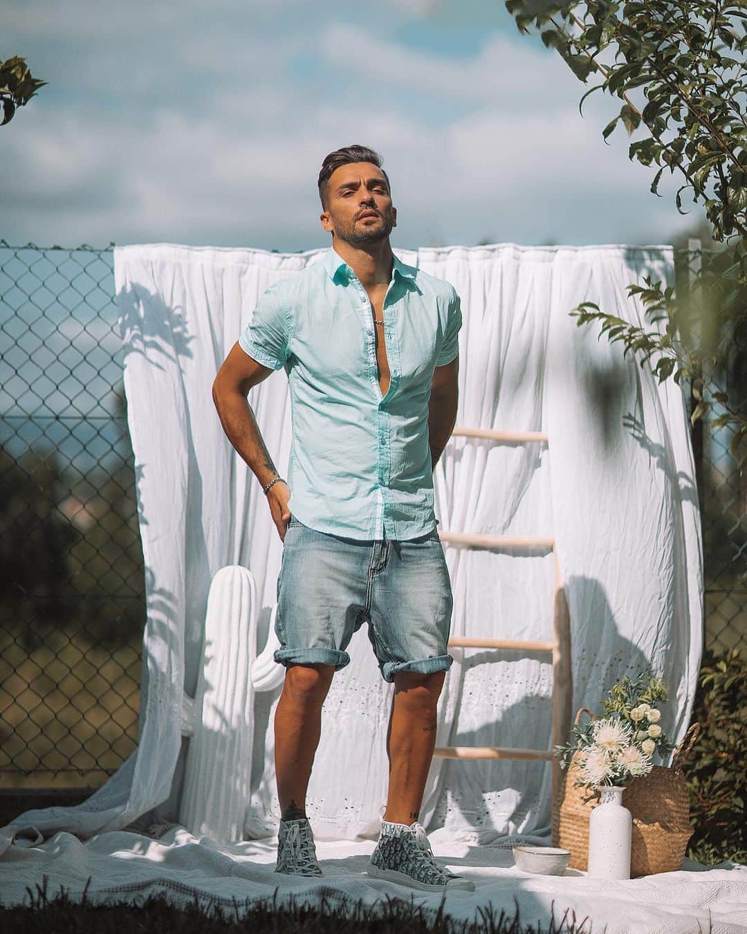 STYLE4GUYSのインスタグラム：「🚨 SALE ALERT @FashionNovaMEN Get Up To 60% OFF Use Code: “SUMMER” 🚨   Shop @FashionNovaMEN And Take Your Summer Fit To The Next Level ☀ Check Out @FashionNovaMEN New Arrivals #FashionNova FashionNovaPartner #NovaMEN」