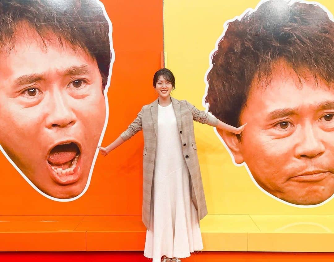 淡輪優希のインスタグラム：「浜田さんと、3ショット⁉️笑 . 今夜です！お楽しみください〜💣 載せたい写真がたくさんあるよ🤩 #ジャンクスポーツ #ジャンクsports #浅村栄斗 #アスリートの奥様 SP #」