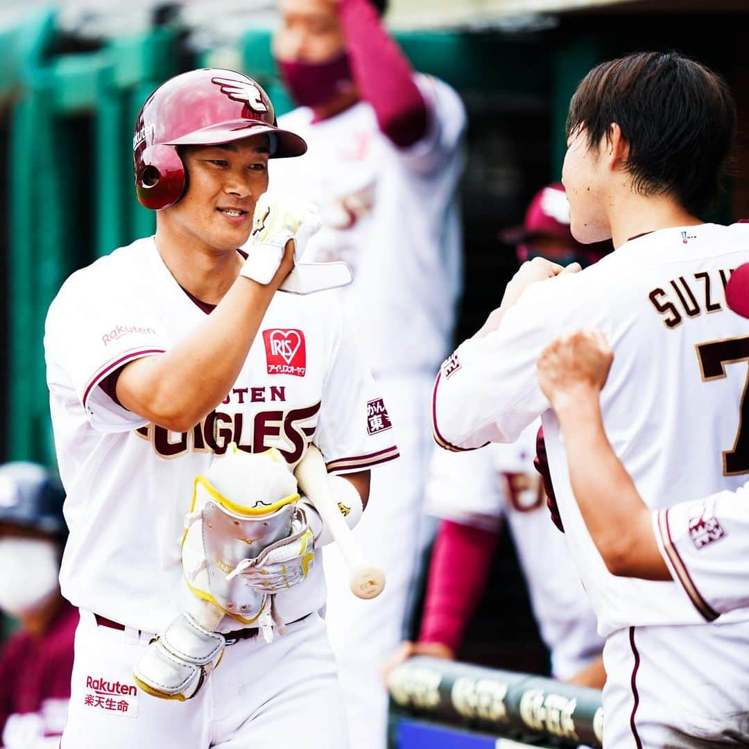 東北楽天ゴールデンイーグルスさんのインスタグラム写真 - (東北楽天ゴールデンイーグルスInstagram)「⚾️ ⚾️E 8-1 M⚾️ 中盤以降に得点を重ねてイーグルス3連勝‼️ 先発の石橋選手が6回2安打1失点の好投で1勝目✨✨ 3回にブラッシュ選手のタイムリー2ベースで同点👏🏼 そして5回に浅村選手の7号3ランで勝ち越し👑 銀次選手が2安打2打点✌🏼鈴木大地選手が猛打賞😆 リリーフの牧田選手、酒居選手、宋選手が無失点💯 #rakuteneagles #NOWorNEVERいまこそ #日本一の東北へ  #浅村栄斗 #石橋良太  #ブラッシュ #jabariblash  #銀次 #酒居知史  #写真もイープレで」7月5日 16時47分 - rakuten_eagles