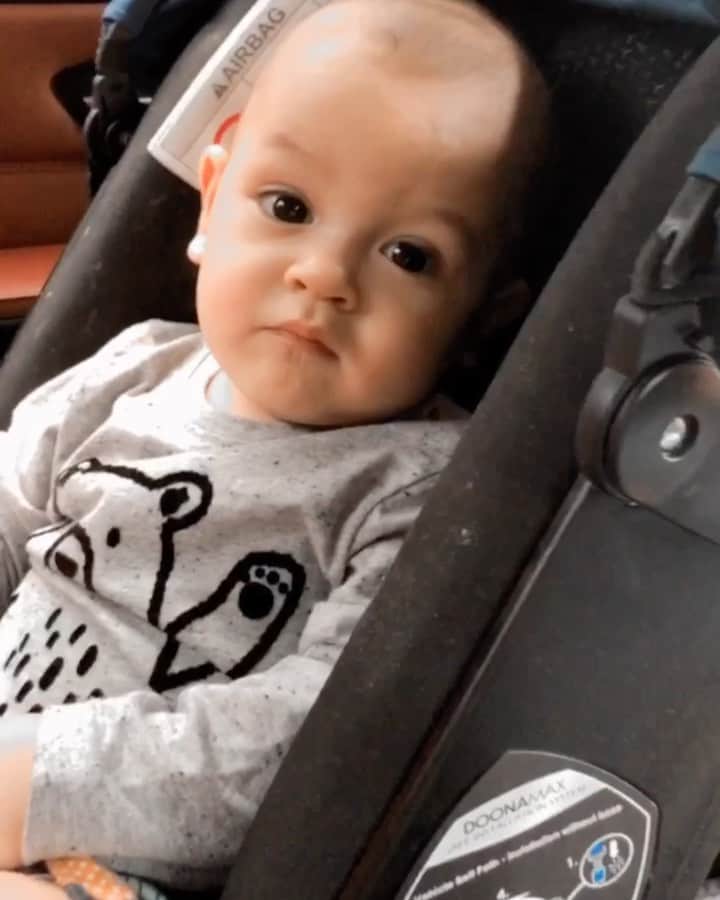 Kimberly Ryderのインスタグラム：「Have a Happy Sunday 🌤 Keliling2 kota di mobil aja kitaaahhh...」