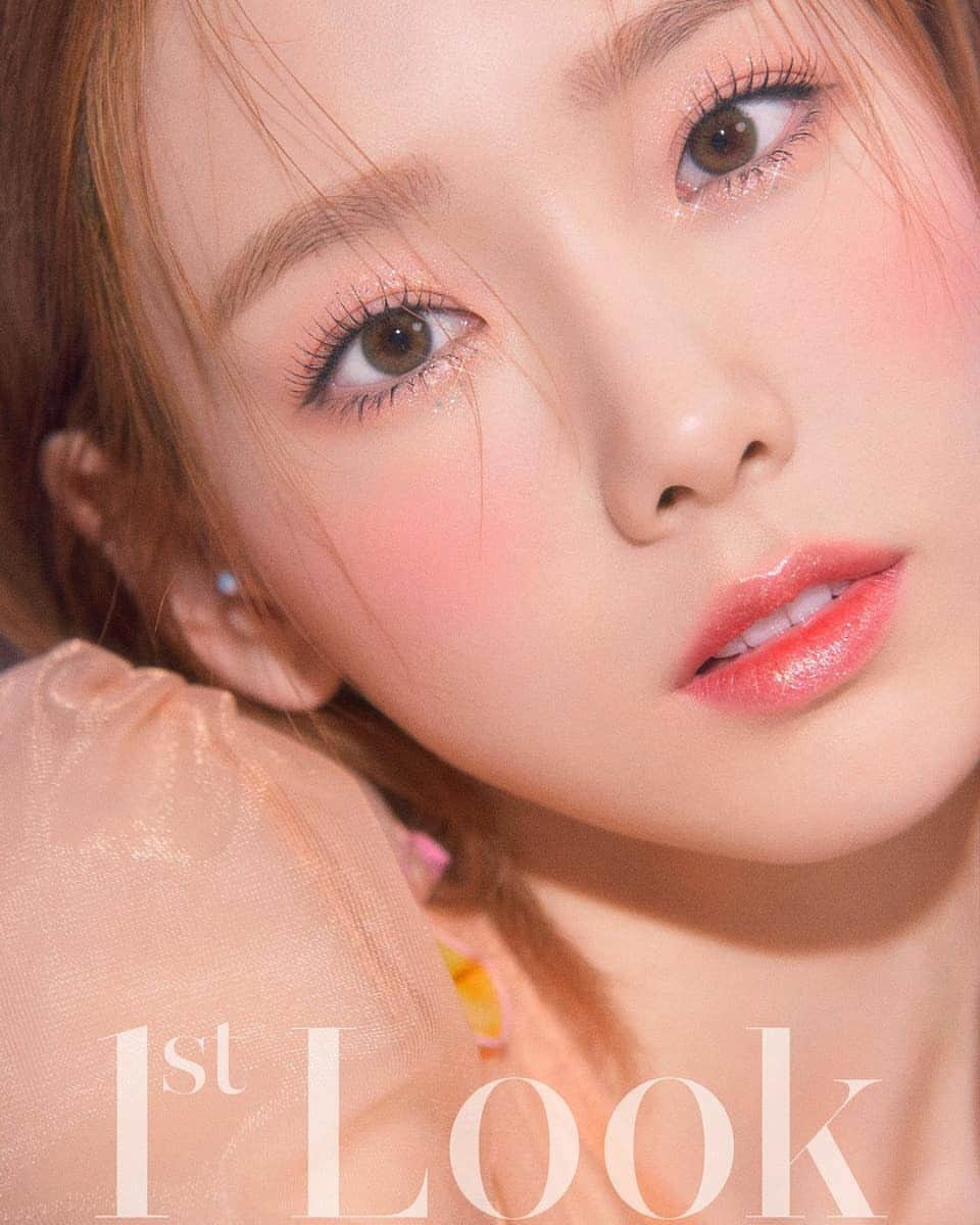 Just a girlさんのインスタグラム写真 - (Just a girlInstagram)「Taeyeon @taeyeon_ss for 1st Look Magazine June Issue 2020 💜  . . . . . #태연 #TaeYeon #김태연 #KimTaeYeon #おしゃれ #オシャレ #いいね返し #フォロー #韓国人 #韓国 #セルカ #自撮り #ファッション #フォロー #셀카#셀스타그램#오늘의훈남#얼스타그램#훈남#셀피#koreangirl#선팔하면맞팔#좋반#좋아요#선팔#맞팔#오늘의훈녀#훈녀#협찬」7月6日 0時30分 - cecithegirl