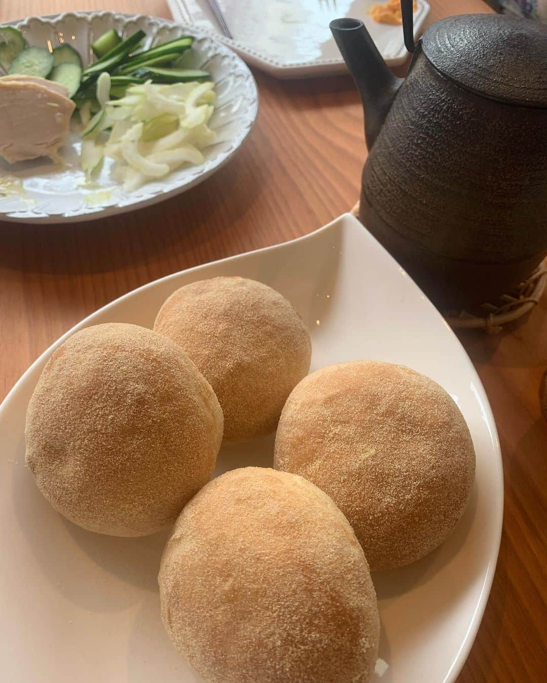 江口恵子（佐久間恵子）さんのインスタグラム写真 - (江口恵子（佐久間恵子）Instagram)「今日のレッスンは パンクラスの4月分の振り変えレッスン  イングリッシュマフィンと ペーストのような 食べる人参ドレッシング  ドレッシングでさえも お野菜たっぷり、栄養満点にするのが 私のこだわりです　笑」7月5日 19時29分 - naturalfoodcooking