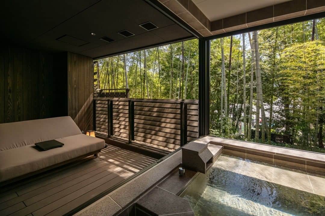 Relux | リラックスさんのインスタグラム写真 - (Relux | リラックスInstagram)「【2020年6月Newオープンの大人のリゾート】 . 📍ふふ 奈良 / 奈良県  すべてのお部屋は、「天然温泉」の露天風呂が完備された、木々に囲まれたスイートルーム。 神聖さと懐かしさを感じながら、ゆったりとした時間をお過ごしいただけます。  緑あふれる奈良公園の一角で、奈良の歴史を感じる滞在をお楽しみください。 . @fufu_nara  . #ふふ奈良 #奈良県 #奈良公園 #奈良旅行 #関西旅行 #奈良観光 #隈研吾 #オープン #新規オープン #露天風呂付き客室  #国内旅行 #週末旅 #週末旅行 #大人の休日 #記念日旅行 #誕生日旅行 #温泉旅行 #旅館 #温泉旅館 #ホテル #ラグジュアリーホテル #リゾート #リゾートホテル #旅スタグラム #旅行好きな人と繋がりたい #unknownjapan #japantravelphoto」7月5日 19時30分 - relux_jp