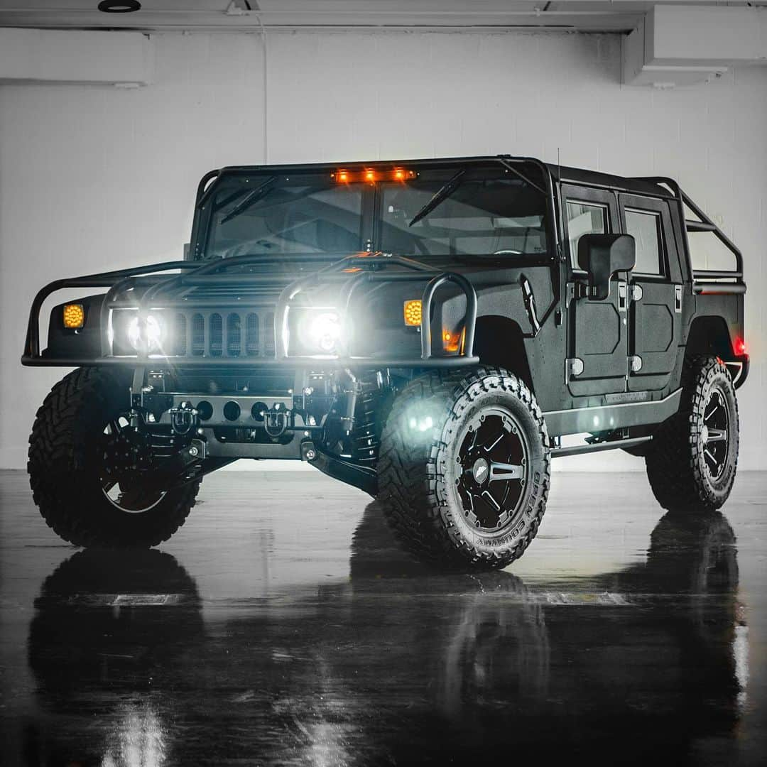 HYPEBEASTさんのインスタグラム写真 - (HYPEBEASTInstagram)「@hypebeastcarclub: @milspecautomotive has unveiled its most off-road-ready truck to date, showcasing a fully upgraded Hummer H1. It’s powered by an LBZ 6.6L Duramax diesel engine that produces 500 HP and 1,000 lb-ft. of torque. This is mated to a six-speed automatic transmission that connects to a specially-designed drivetrain that can cope with all kinds of heavy-duty tasks. Head to the link in our bio for more details on the supertruck. It can be built upon a custom order request to the tune of $300,000 USD apiece.⁠⠀ Photo: Mil-Spec」7月5日 19時52分 - hypebeast