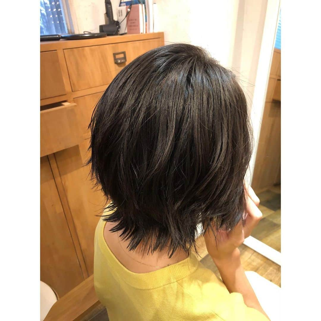 VANRIさんのインスタグラム写真 - (VANRIInstagram)「* I got my hair done!  むふふのふ♡ #ヘアセット #これから慣れるまで #悪戦苦闘しそう #ものにするぞ #ナツハマッテクレナイ #たろたろありがと　 #newhairstyle」7月5日 19時53分 - vanri0121