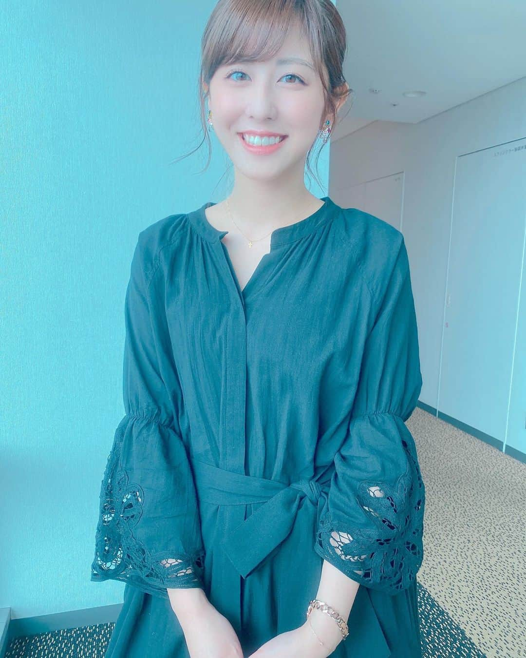 斎藤ちはるさんのインスタグラム写真 - (斎藤ちはるInstagram)「お気に入りのワンピース👗 . . 黒のコットン😊 生地が涼しげでシワにもなりにくい☺️ . . #スタイリスト さん #仁美さん が #デザイン しました #可愛い #おしゃれ #最近 #ワンピース が #大好き #楽ちん #夏スタイル . @chan_suzukichan  . . #斎藤ちはる#テレビ朝日#テレビ朝日アナウンサー#テレ朝#アナウンサー#私服#私服コーデ#夏ワンピ#ワンピースコーデ#👗#夏服#コットン」7月5日 20時06分 - chiharu_saito_ex