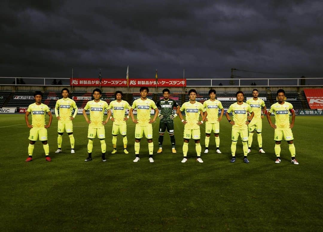 高橋壱晟のインスタグラム：「勝利！！ 応援ありがとうございました！  #jefunited」