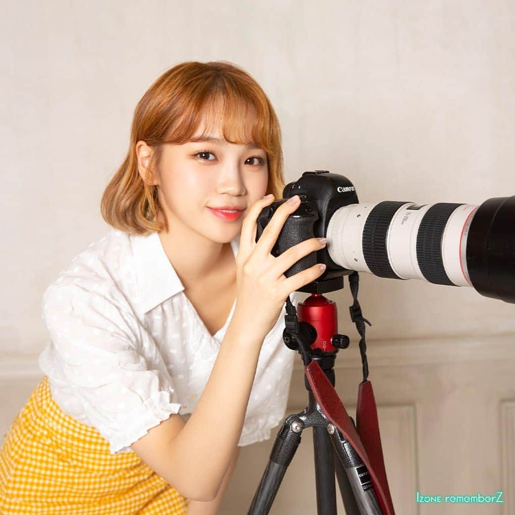 キム・チェウォンのインスタグラム：「[🥀]ㅡ; IZ*ONE RememberZ [renewal*one] ⭐⭐ card  ㅡ 200705 © izone_gameapp #김채원 #채원 #아이즈원 #프로듀스48 #울림 #KIMCHAEWON #CHAEWON #IZONE #PRODUCE48 #WOOLLIM #KPOP」