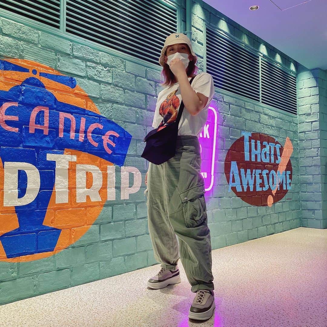 acaneのインスタグラム：「#たろ服 ・ 最近のpuma率🐅🐅🐅笑 ダイエット、停滞期がきてから ずっと変わらずの体重やけん 今日から改めて頑張りまーす！ ダイエットしたい人、 一緒にがんばろ？？？？？？(仲間募集) ・ とりあえず3キロ落とす🔥 ・ #code #ootd #コーデ #おしゃれさんと繋がりたい #古着 #ではない #笑 #offwhite #hsm #NOBOSE #bershka #puma」