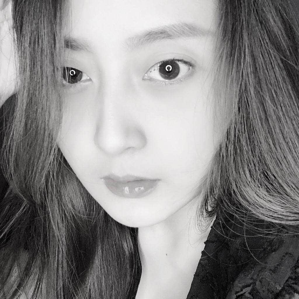 ナタリアさんのインスタグラム写真 - (ナタリアInstagram)「sudah lama tidak menyapa instagram ^^ heyow」7月5日 21時47分 - nananat