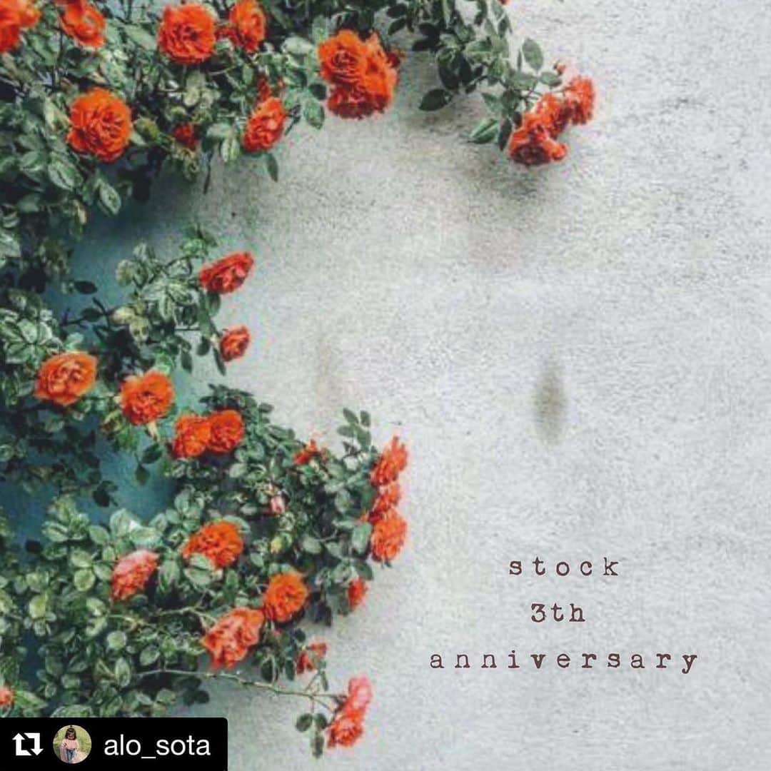 eight o eight のインスタグラム：「𓇬 移転して 3周年🌞 @stock.official #Repost @alo_sota with @get_repost ・・・ . . ☕︎ 8/8-9  sat-sun . . 11:00〜16:00 . . @stock.official  3th anniversary  2floor flea market of aloha @alohaaasmile   food hamburger @earlygoodcamp   nail @miyuki0712w13   end more...  マスク必須 アルコール除菌必須  COVID-19 対策も考え 密にならないよう 皆様に楽しんで いただけるよう 準備していきます . . . . fleamarket of aloha  . . 8/8（saturday） 👇 @alohaaasmile  @precious.life.yuki  @double__h__house  @canabell_flowers  @mermaid_official_  @6seed  @me_ke_al0ha  . . . 8/9（sunday） 👇 @alohaaasmile  @we_are_rams_japan  @anjii.c76  @mokupuni__by.jk  @anndeally  @ru_n  @ayan916  @reiko_ode  . . . 委託作品 👇 @ayaterasaki  @scissorsaccessory  @07summer.hm  @august.jpn  @atelierkaon  @jolie__eiloj  @r_s111.smile  @dot.dot.dot._y  @handmade_fraise  @atelier_cotori  @1chi5._.made  @kelamajapan  @le_petit_voyageur_2019  . . . saturday は handmadeやドライフラワー、 baby＆kids に加え @emasroom ＆ @alo_sota のおふる、 私や友人達の 私物、古着フリマを行います♡ . . . そうそう.... 材料が揃えば @nami.hana_lima  グラノーラもあるかもだよ🙈 . . . 委託作品については どちらの日も 販売する予定ですので saturday に ご来場頂いた場合も 委託作品を購入できます♡ . . 密を避けるため 2日間にわけて 出店人数を分散し 常に換気しながら行います . 2階 fleamarket spaceには 人数を制限しながら 時間制（30分を予定しています） で 入場、お買い物して頂きます . 必ずマスクを着用頂き 入り口にあるアルコールにて 手指消毒を行って下さい . 体調の悪い方や 微熱、発熱のある方のご来場はできません . 入場前に 検温も実施します . ワークショップやnail希望の方は 事前予約優先となります （当日あいていればやれます） . ワークショップは @anndeally  @ayan916  . が行う予定です♡ 内容、予約についてはまた しっかり決まりましたら お知らせ致します♡ . . fleamarketの色んな詳細は 改めてpostしますので 必ず そちらをしっかりお読み頂き ご来場下さい♡ . . . 出店メンバー＆委託作家さんたち こちらのpostを 拡散、Repost よろしくお願いします♡♡♡」