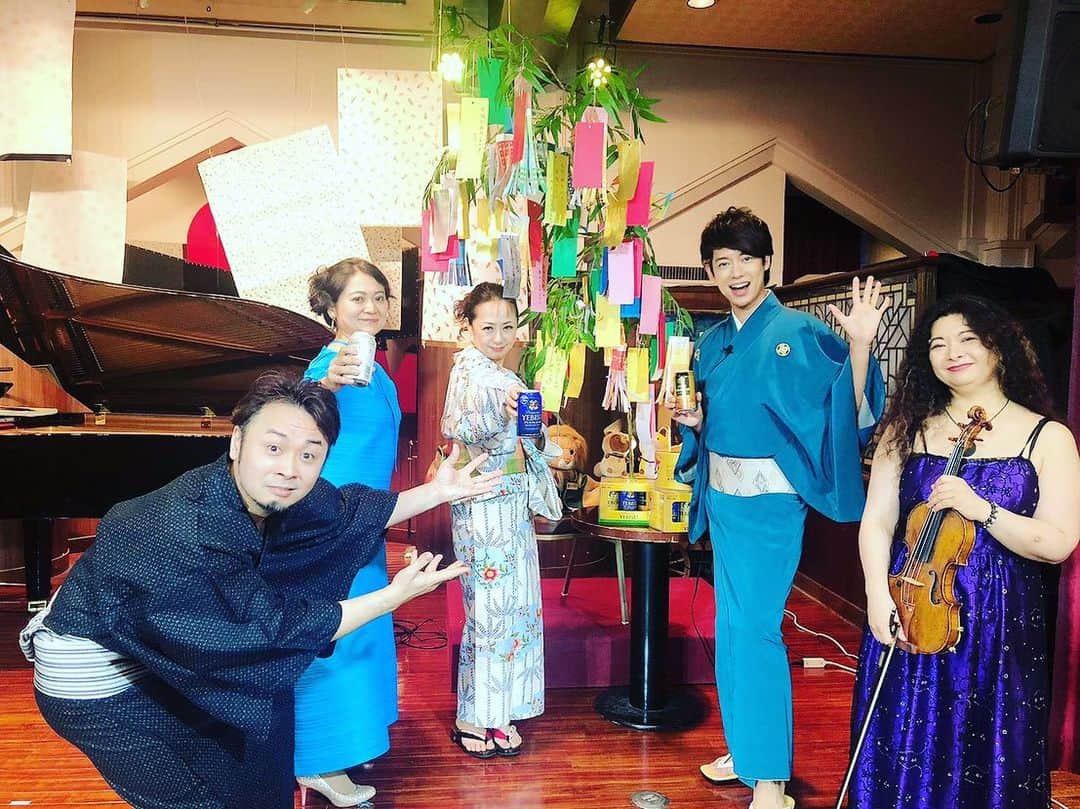 松阪ゆうきのインスタグラム：「YouTube生配信。 初めての試み。  ご覧頂いた皆さま。 投げ銭頂きました皆さま。  ありがとうございました💕  何か不思議な感覚でしたが、 300人近い同時視聴者数に、 2200近い再生数でした。  ありがとうございました。  また個人的にもやりたいなあ^_^  お誘いくださいました 旧友上田誠司氏 出演者の皆さま 銀座ライオン音プラのスタッフの皆様 などなど。  ありがとうございました😊」