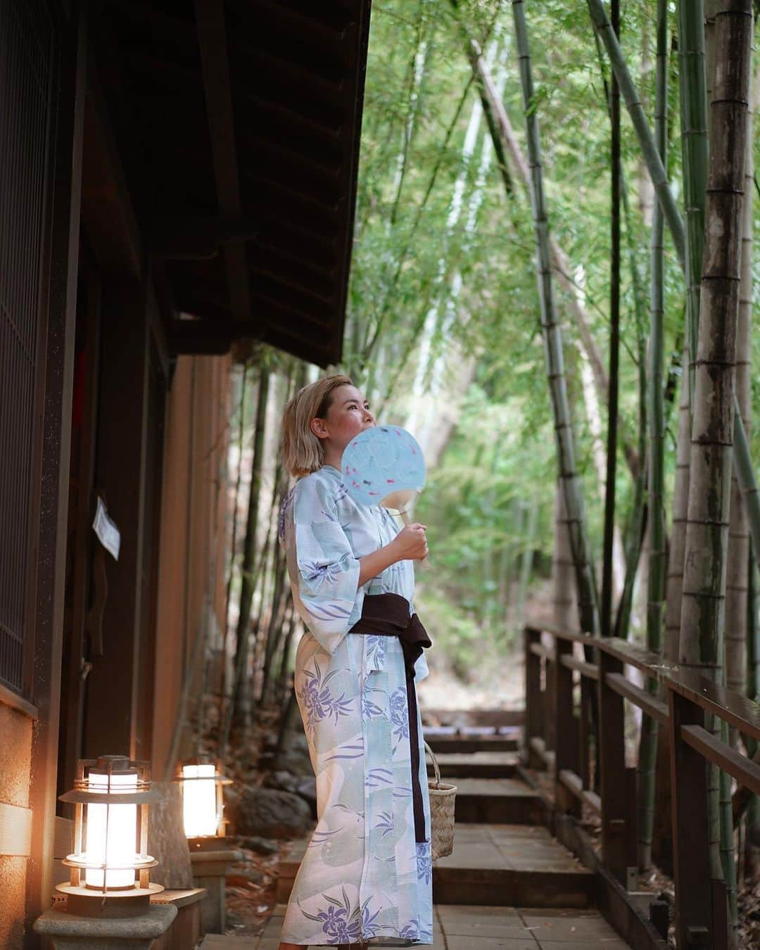 RUBYのインスタグラム：「I am so blessed because I found not only a friend but also a sister who gives me comfort all the time🌺🌈  #happybirthday  #birthdaytrip  #ハッピーバースデー」