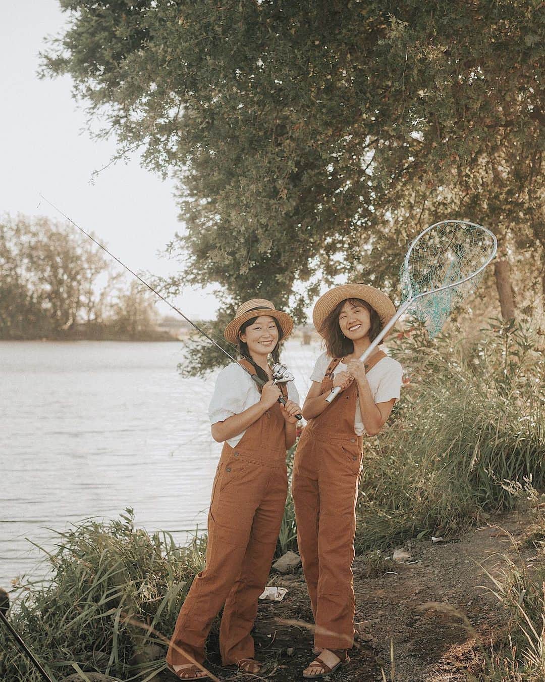 W E Y L I Eのインスタグラム：「My twin 👯‍♂️   Living our Animal Crossing life IRL 👒」