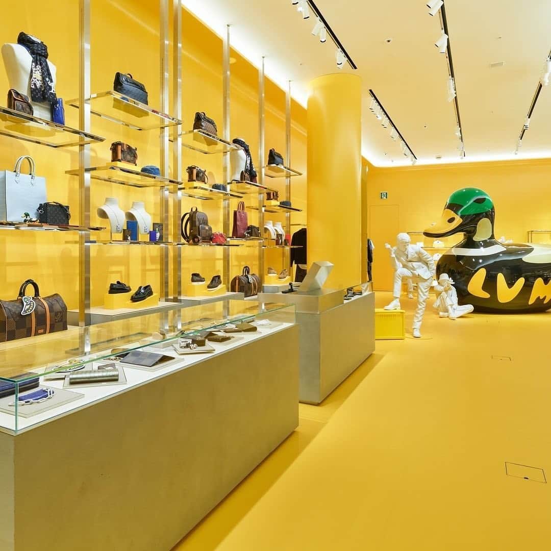 HYPEBEASTさんのインスタグラム写真 - (HYPEBEASTInstagram)「@hypebeaststyle: The world's first @louisvuitton men's-focused flagship store will be opened in MIYASHITA PARK in Shibuya, Tokyo on July 6th. The flagship has a limited edition line-up that includes a full range of apparel, leather goods, shoes, accessories, fragrances, fine jewelry, and more. ⁠⠀ Photo: Louis Vuitton」7月6日 9時34分 - hypebeast