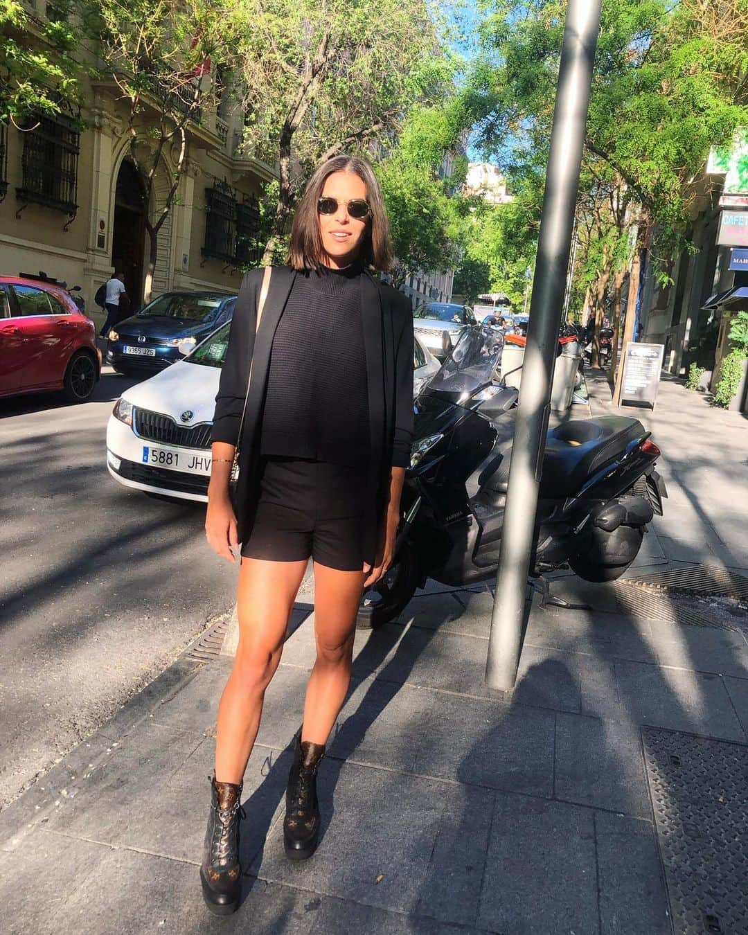 アイラ・トムリャノビッチのインスタグラム：「Madrid ‘19 ☺️」